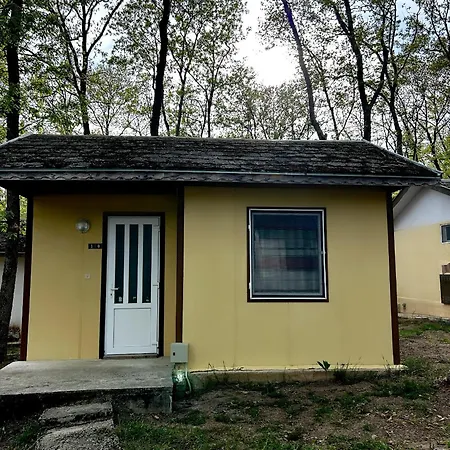 мишел Parque de Campismo Varna