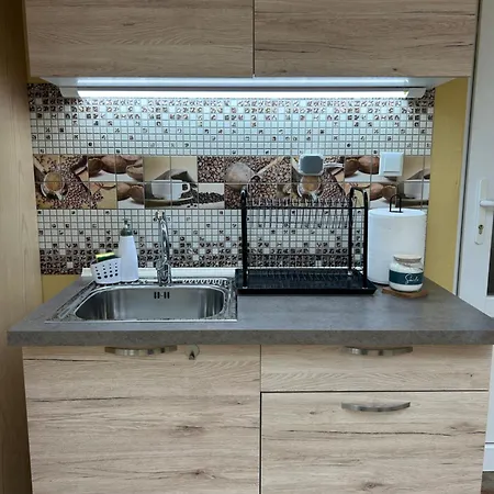 мишел 바르나